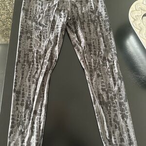 Varley legging